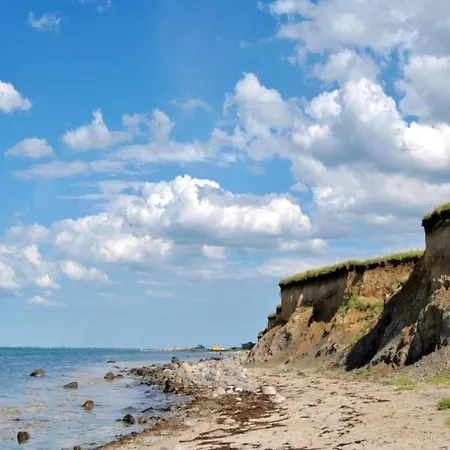 Retreat In Apartment *